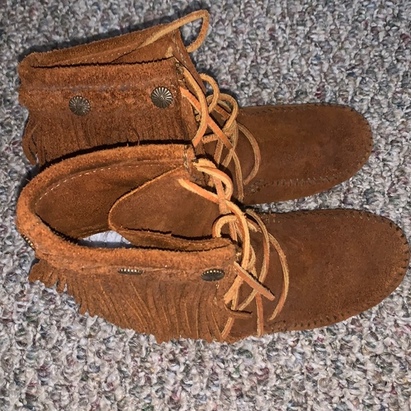 Minnetonka Moccasin Ankle Booties - Picture 3 of 6